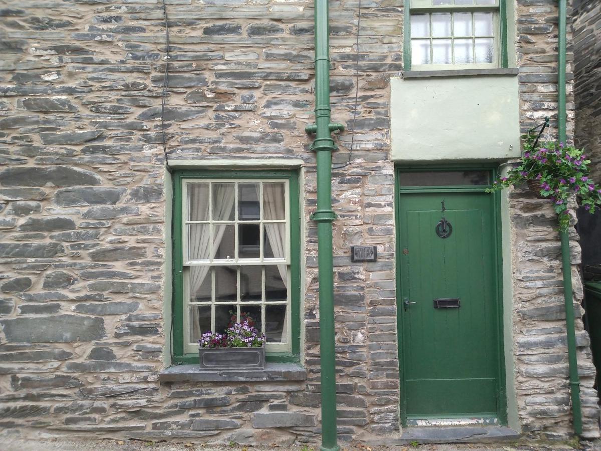 באלנאו פסטיניוג Ty Hen - Quirky Grade II Listed Cottage מראה חיצוני תמונה