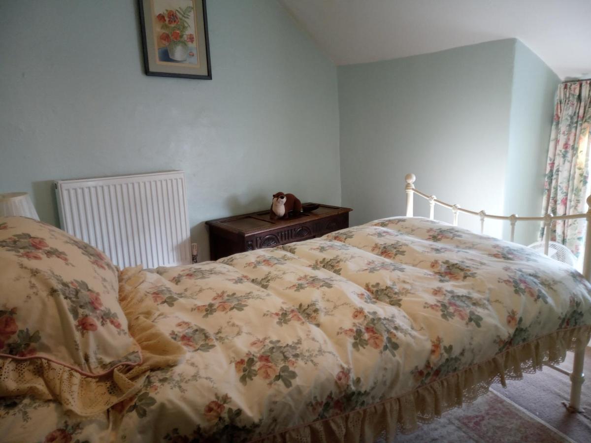 באלנאו פסטיניוג Ty Hen - Quirky Grade II Listed Cottage מראה חיצוני תמונה
